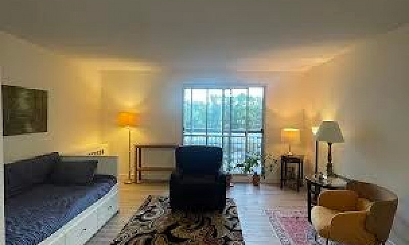 Apartment Sublet Eas...