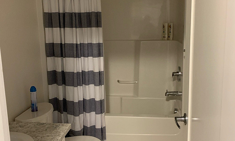 2 Bedroom Condo On H...
