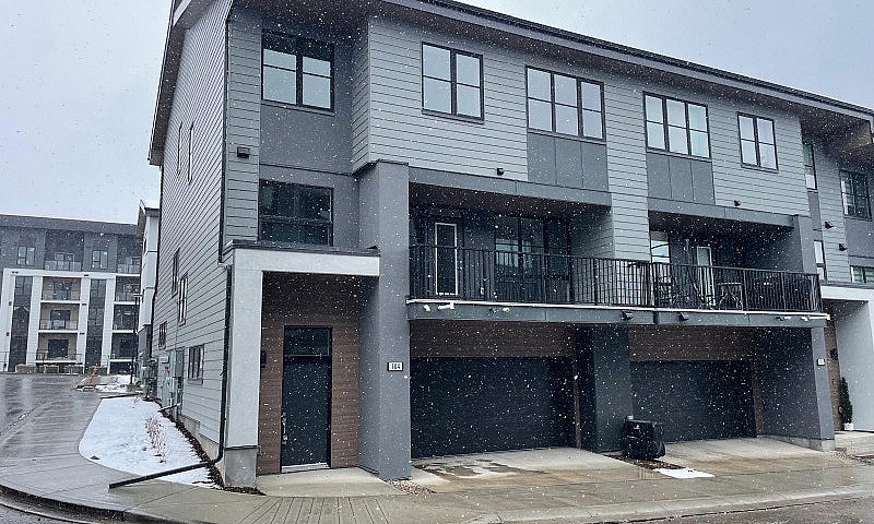 Brand New Home In Sw...