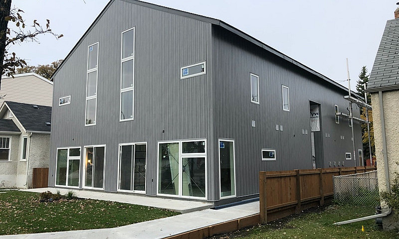 2 Bedroom Townhouse ...