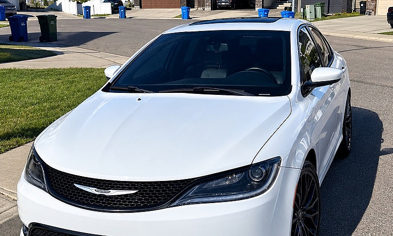 2015 Chrysler 200S...