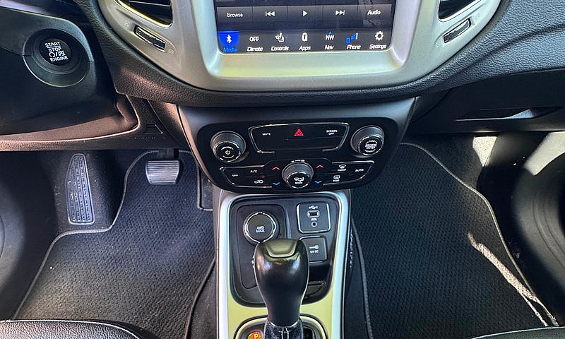 2021 Jeep Compass 80...