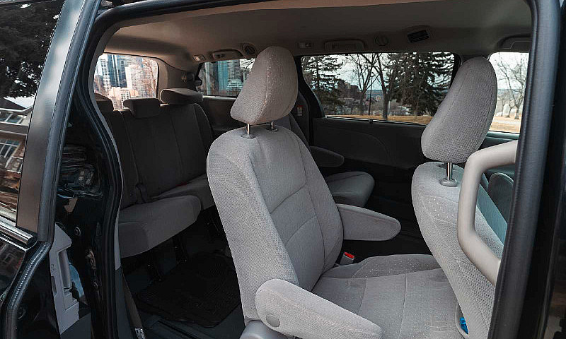 Toyota Sienna 2020...