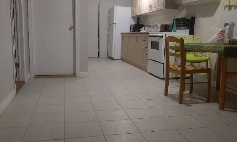 Sheppard/Vp 2Br Nice...