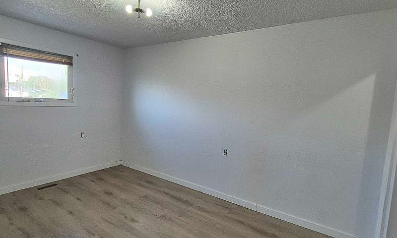 4 Unit Duplex...