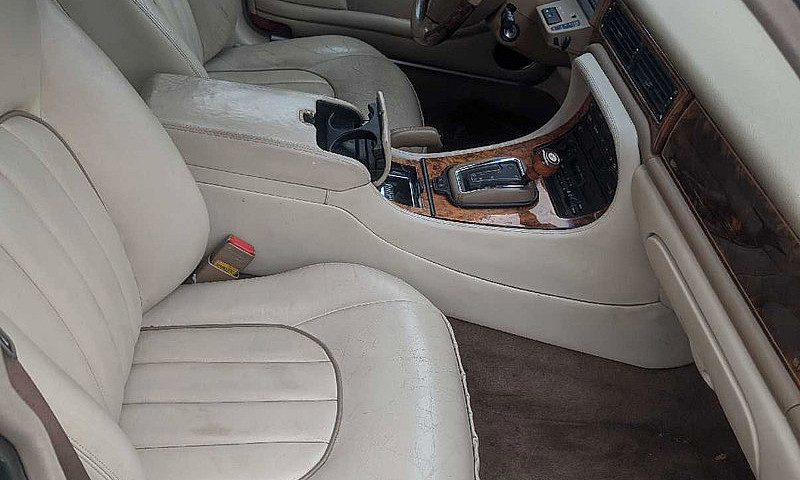 1995 Jaguar Xj 6...