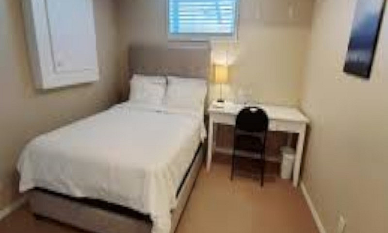 Room For Rent In Cal...