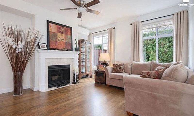 Townhouse For Sale! ...