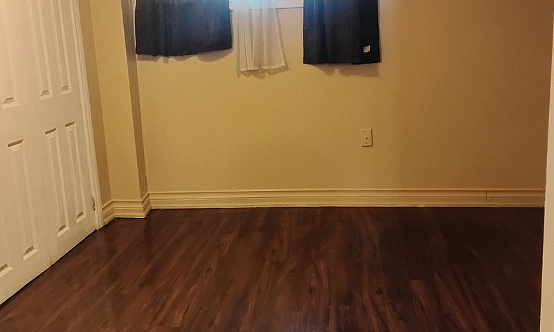 2 Bedrooms + Big Liv...