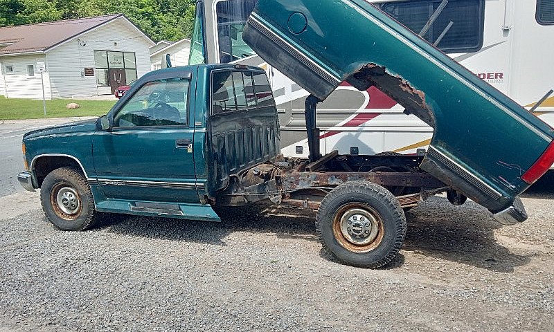 95 Chevy Silverado W...
