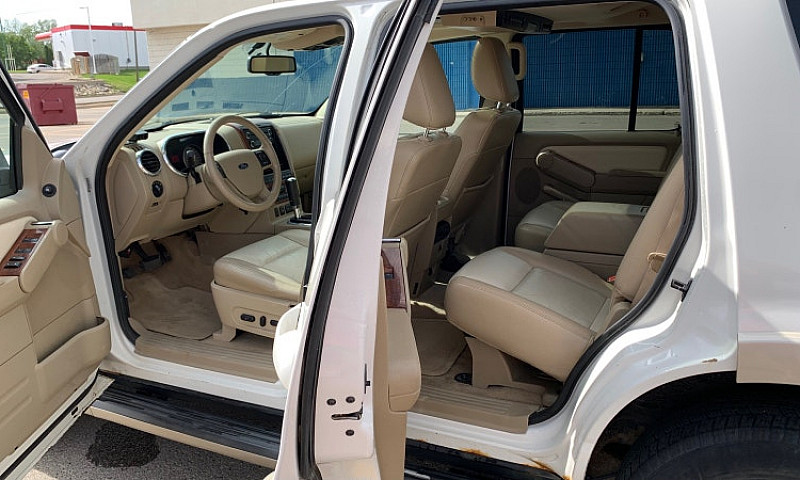 Ford Explorer 2009...