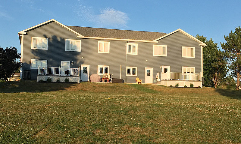 3 Bedroom, 3 Baths F...