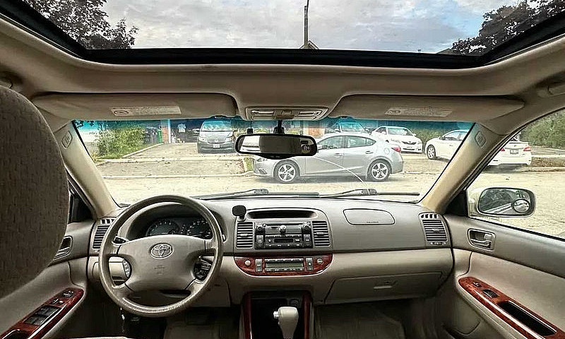 2003 Toyota Camry 4 ...