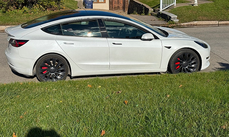 Tesla Model 3 2023 P...