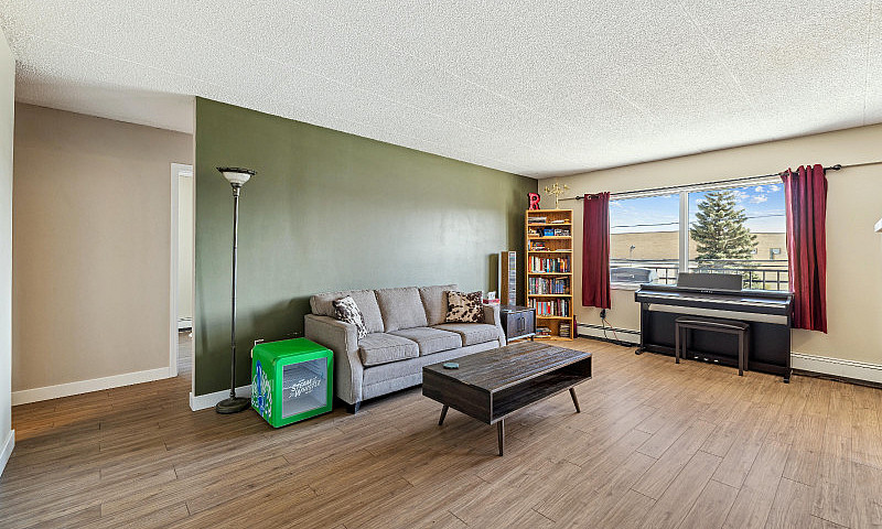 Apartment Condo For ...
