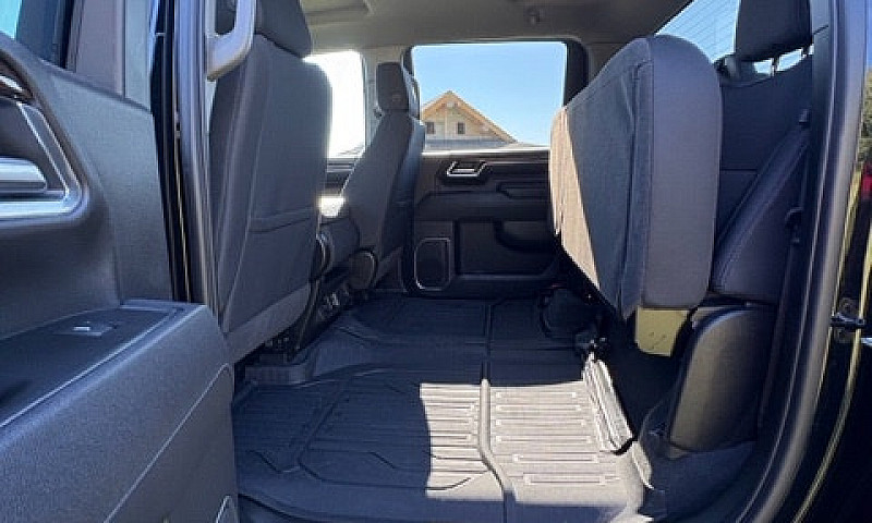 2025 3500 Duramax X3...