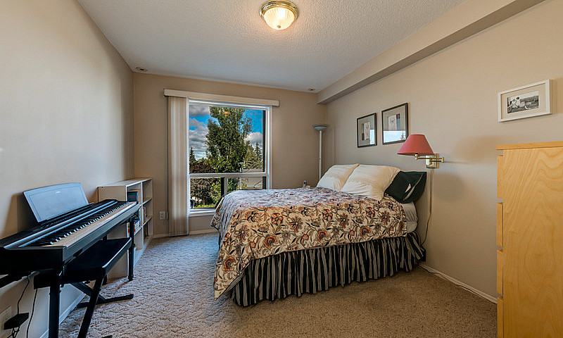 Comfortable 2-Bed W/...