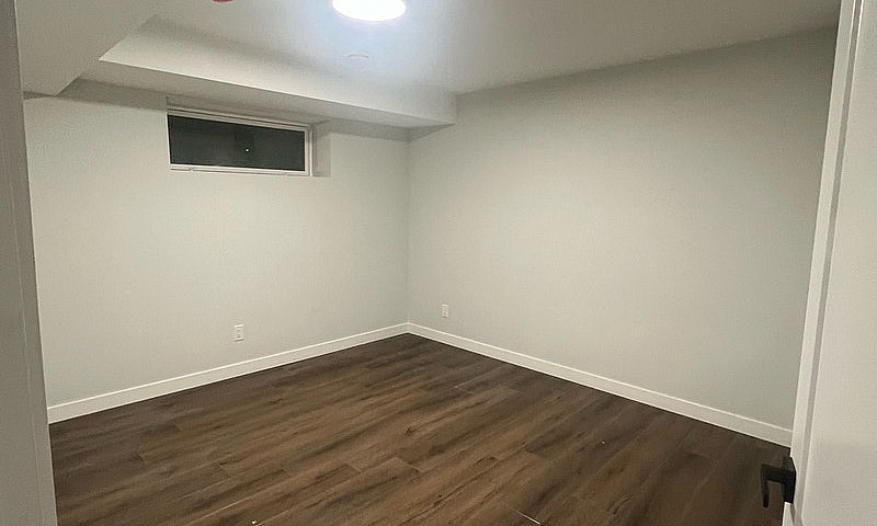 Basement For Rent Br...