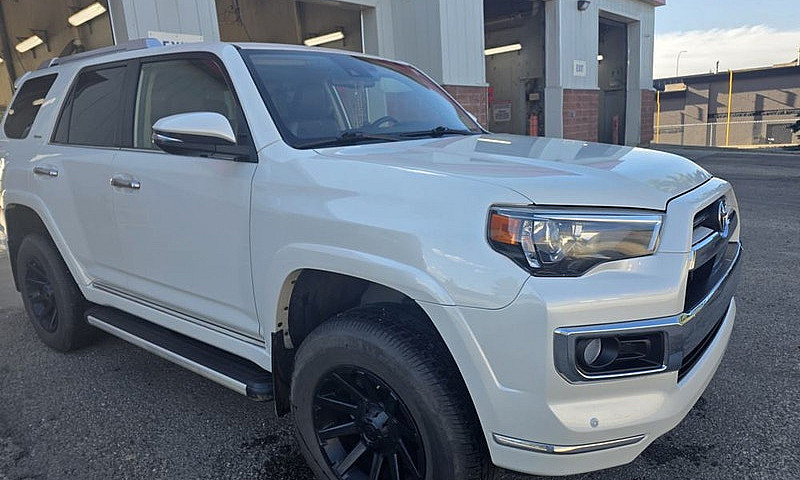 2020 Toyota 4Runner...