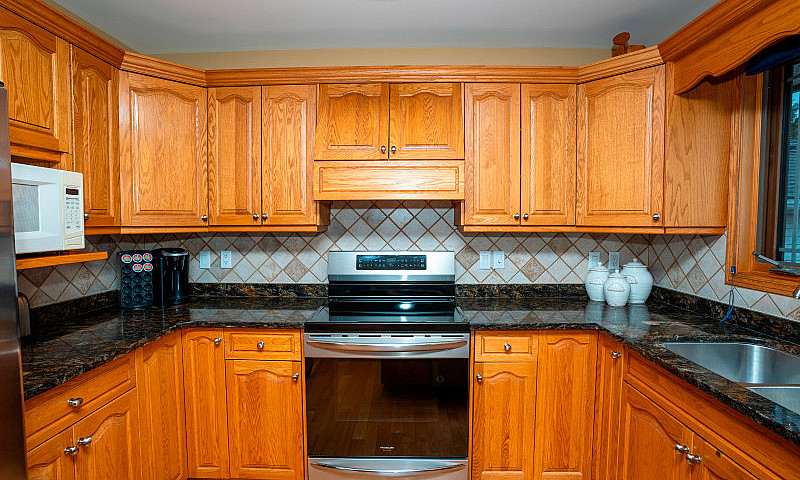 120 Wolverine Cres -...