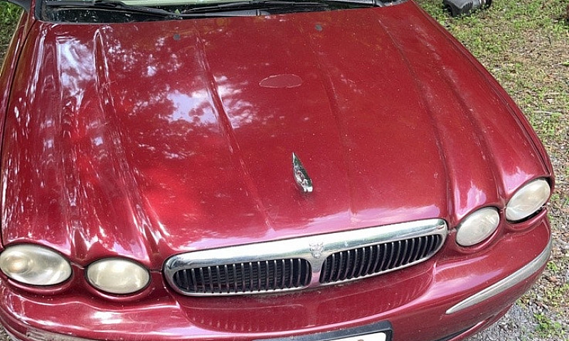 2003 Jaguar X Type...