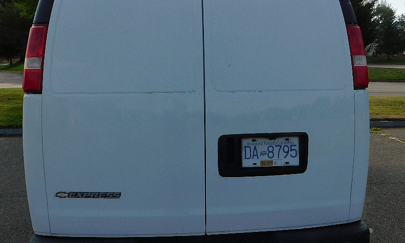 2005 Chevy Express 2...