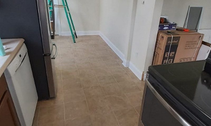 House For Rent - Cen...