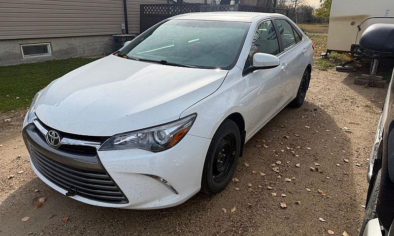 2015 Toyota Camry Le...