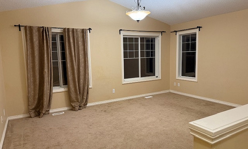5 Br, 3.5 Bath, Hous...