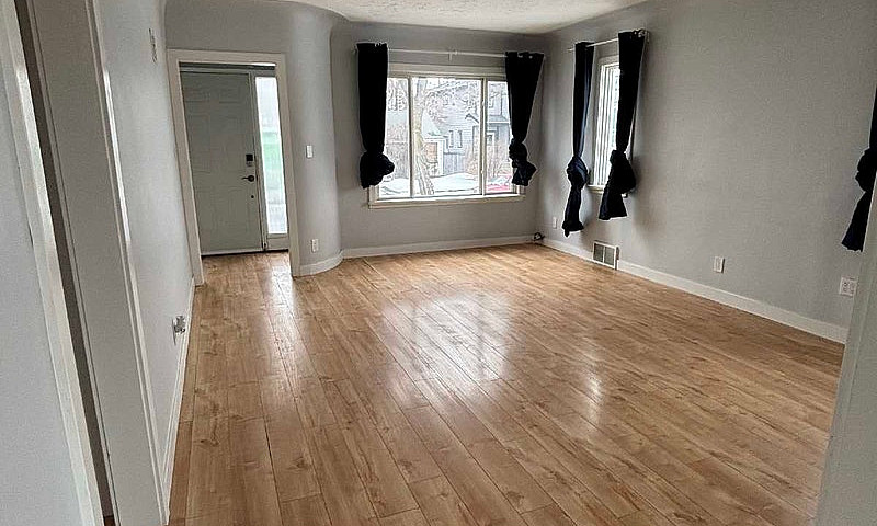 Upstairs House Unit ...