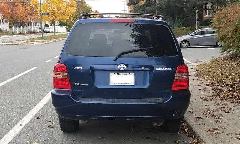 Toyota Highlander V6...