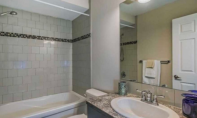 3 Bed 3 Bath Garage ...