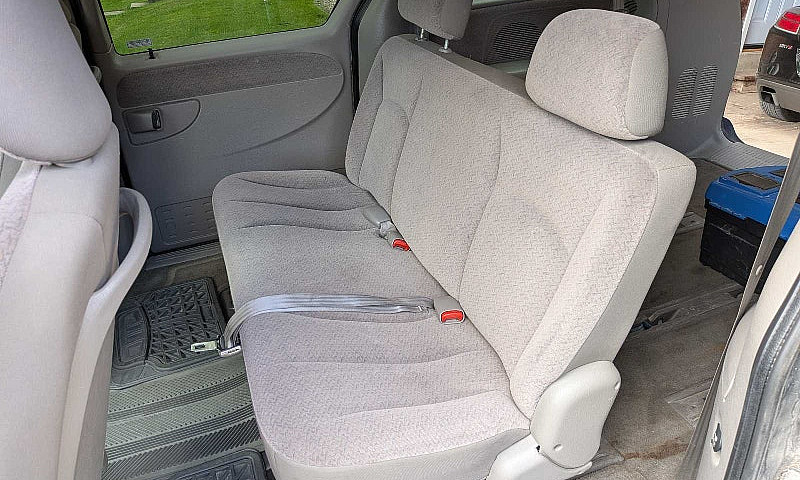 2001 Dodge Grand Car...