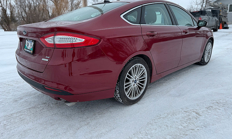 2014 Ford Fusion Se ...