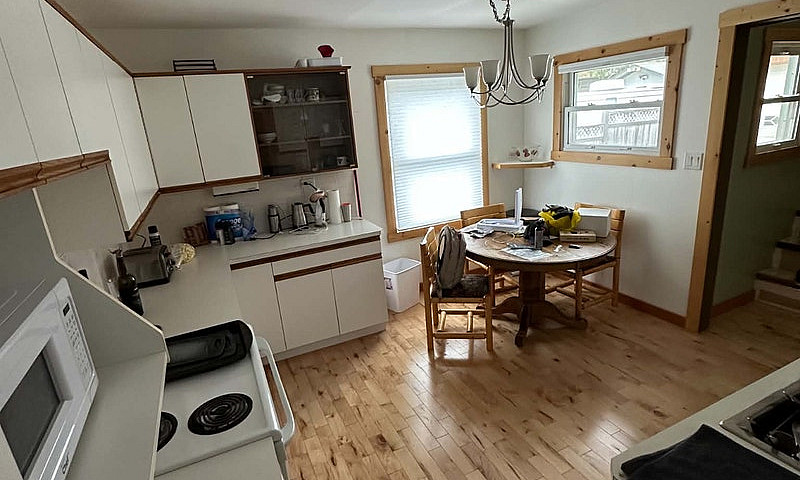 House For Rent In Ex...