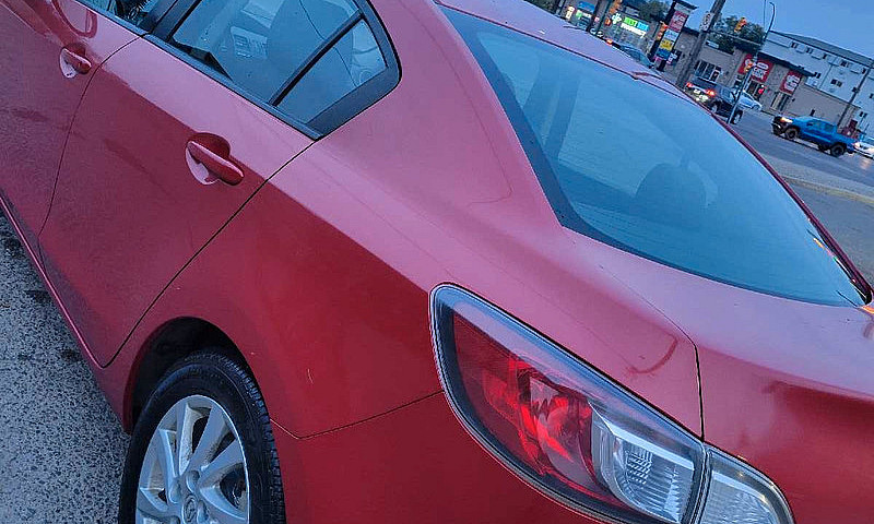 2011 Mazda 3...