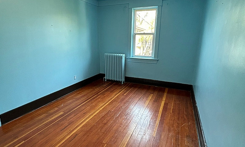 **3Bed 1Bath Duplex ...