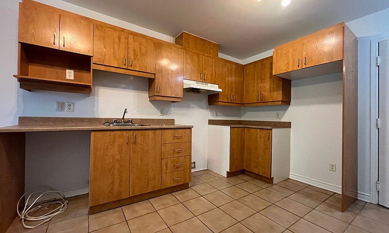  3½ Apartment For Re...