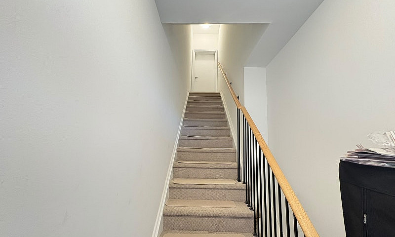 3 Bedroom Corner Tow...