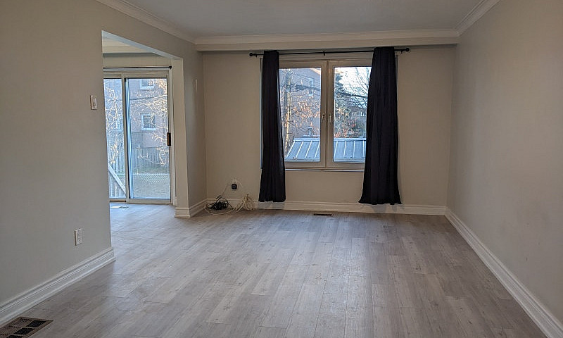 Bright 3 Br Home: Ne...