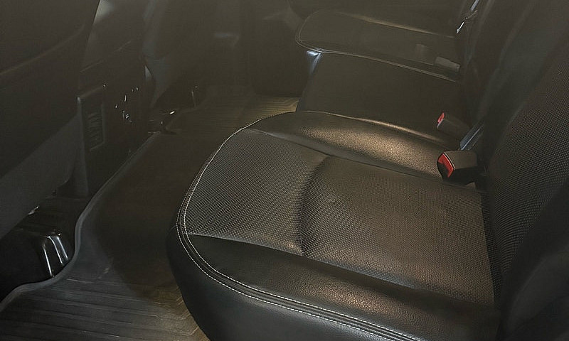 2013 Dodge 3500 Lara...