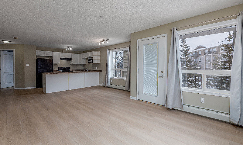 Just Listed - 5204 7...