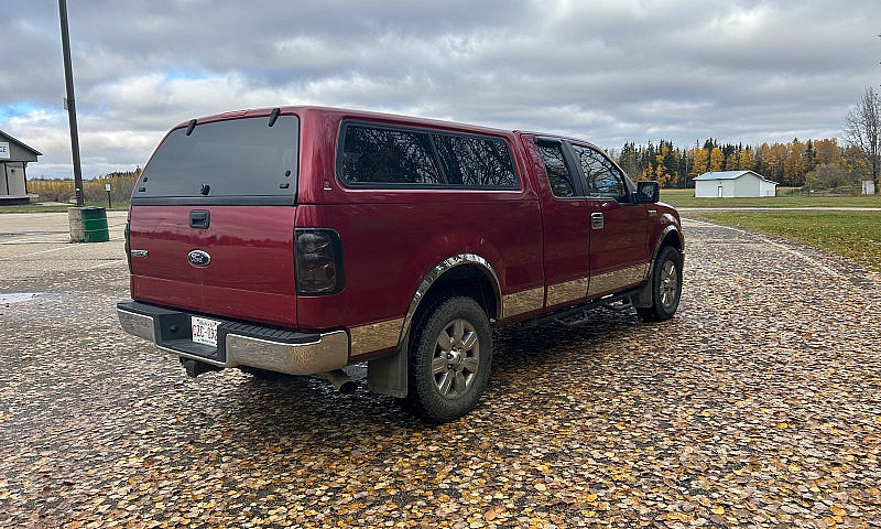 Low Km 2007 Ford F15...