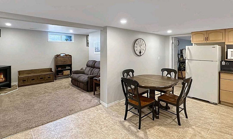  1 Bedroom / 1 Bathr...