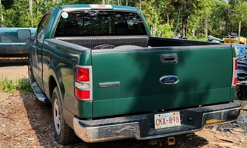 2005 Ford F150...