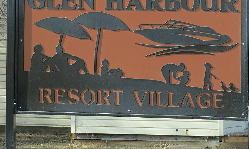 Waterfront At Glen H...