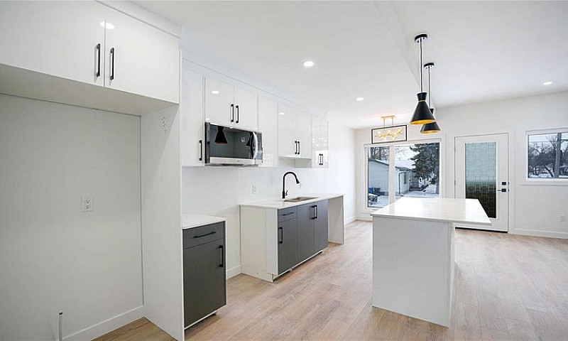 3 Bedroom, 2.5 Baths...