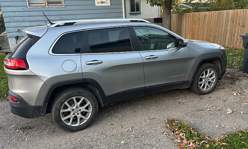 Jeep Cherokee ...