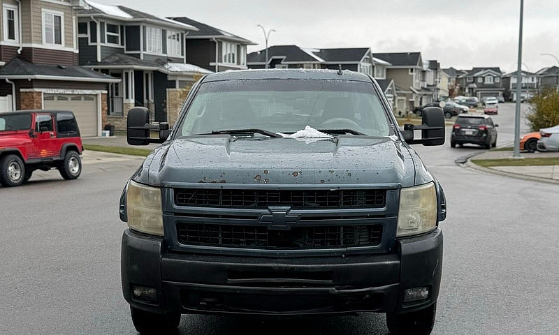  Chevy Silverado 350...