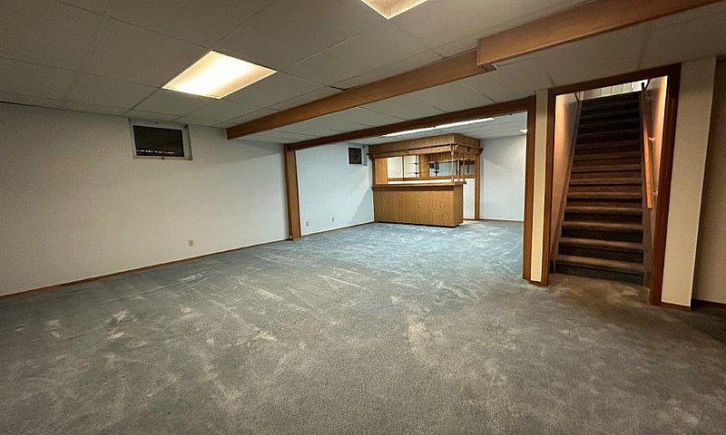 House For Sale In Ki...